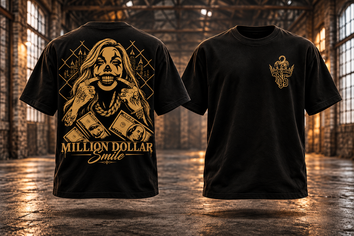 MILLION DOLLAR SMILE · Bronzegold — Rückenmotiv und passendes Brustlogo auf schwebenden schwarzen T-Shirts