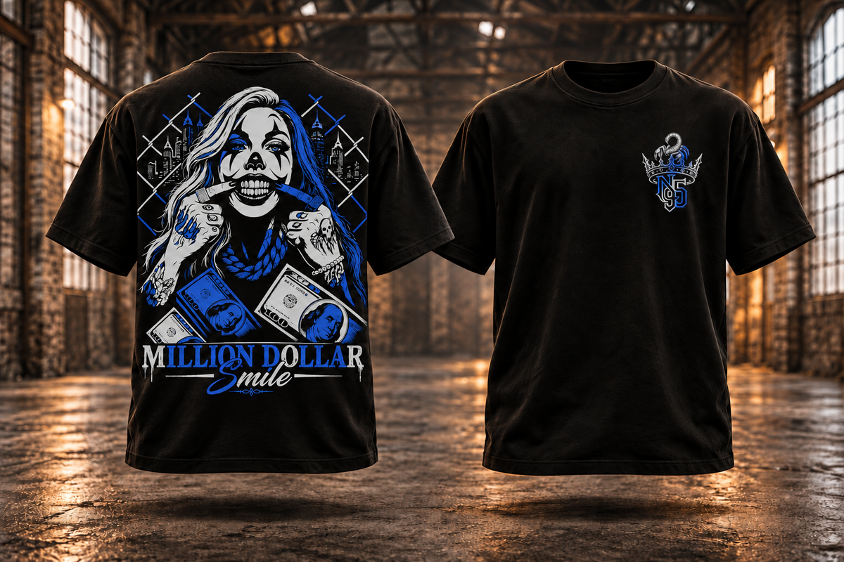 MILLION DOLLAR SMILE · Silber-Royalblau — Rückenmotiv und passendes Brustlogo auf schwebenden schwarzen T-Shirts